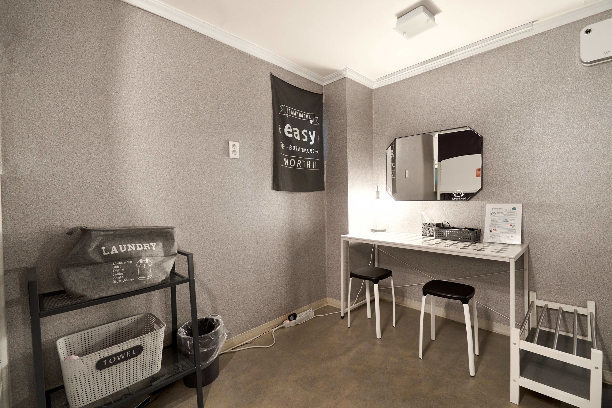 Jun Guest House - Hostel