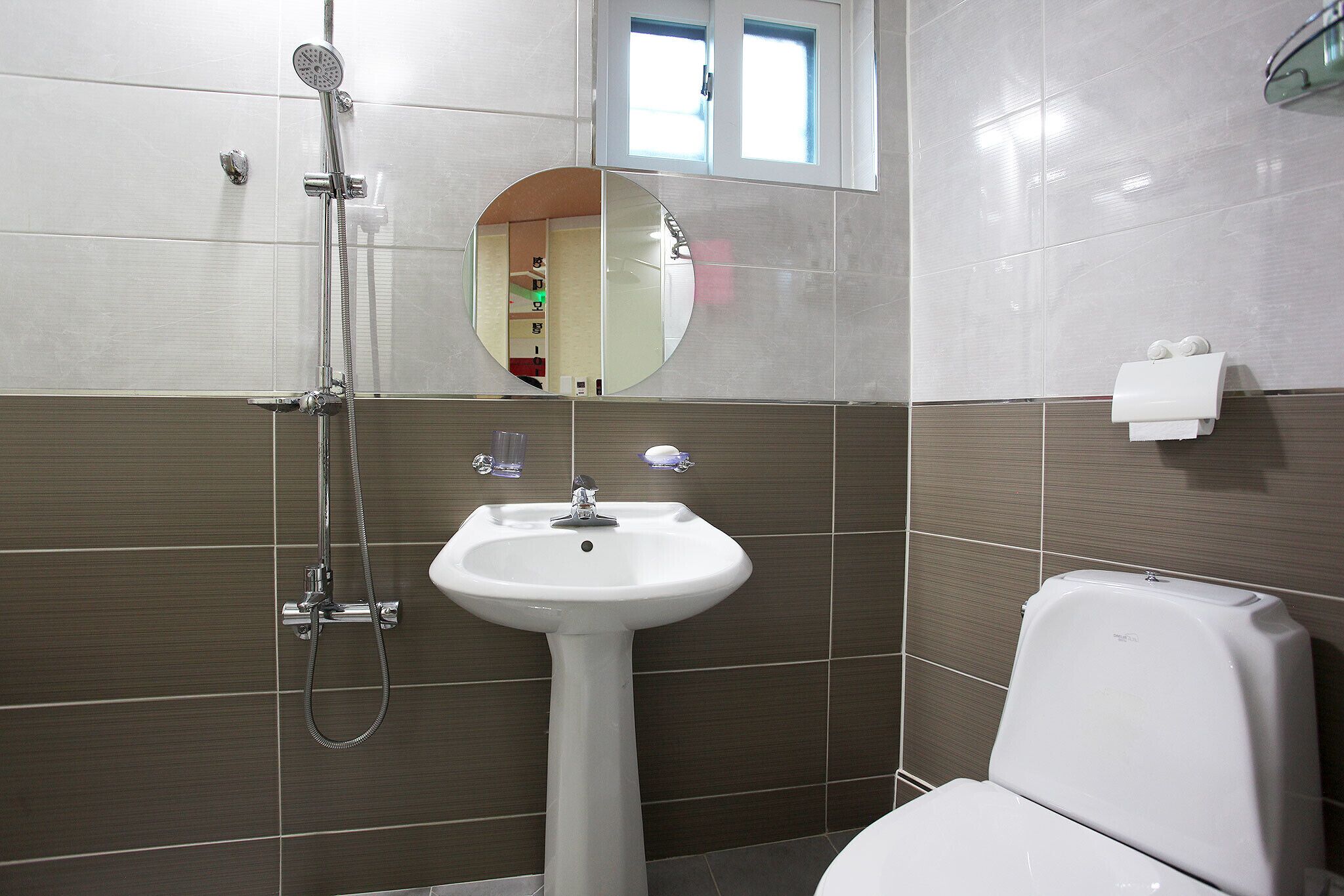 Wangsimni Hyeondae Motel