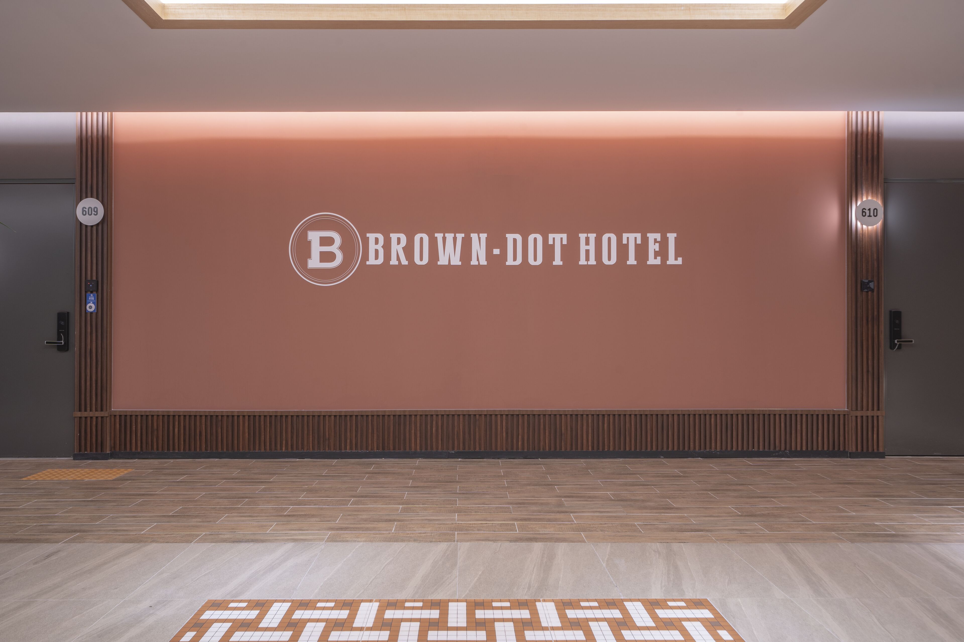 Brown Dot Siheung Geobuksum
