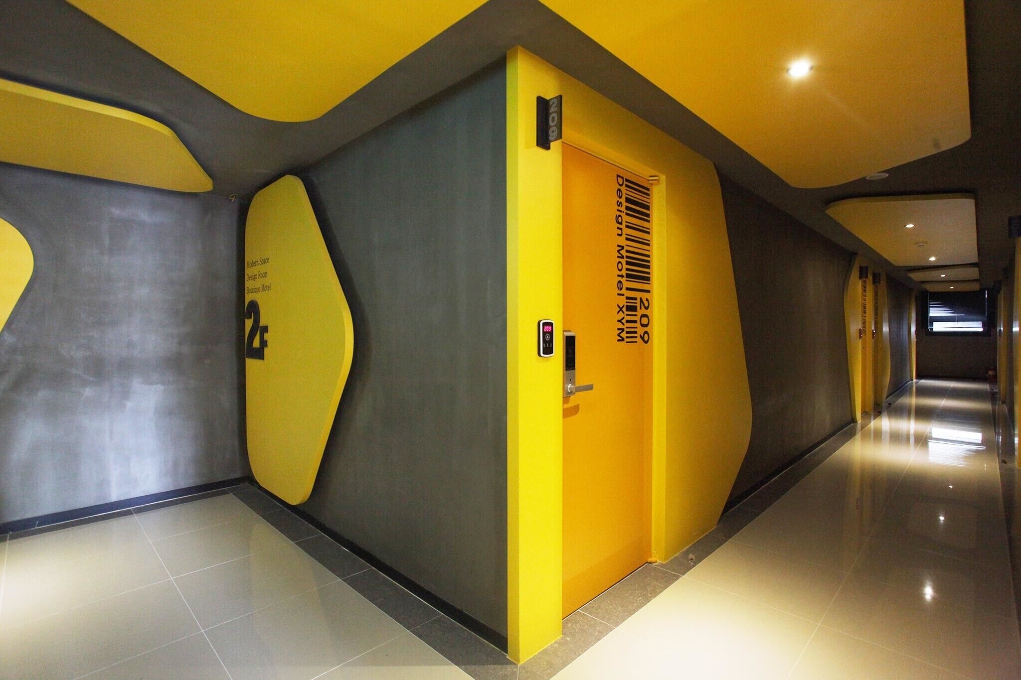 Wolgot Design Hotel XYM
