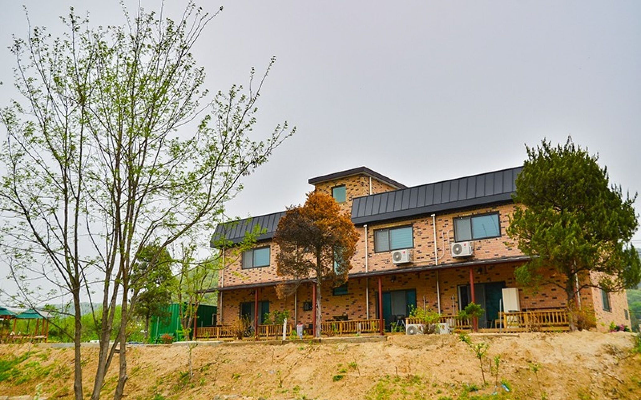 Yongin Unhak Pension