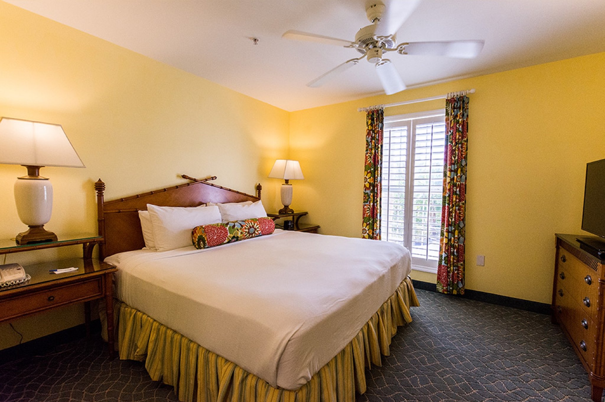 Sunshine Suites Grand Cayman Island Resort