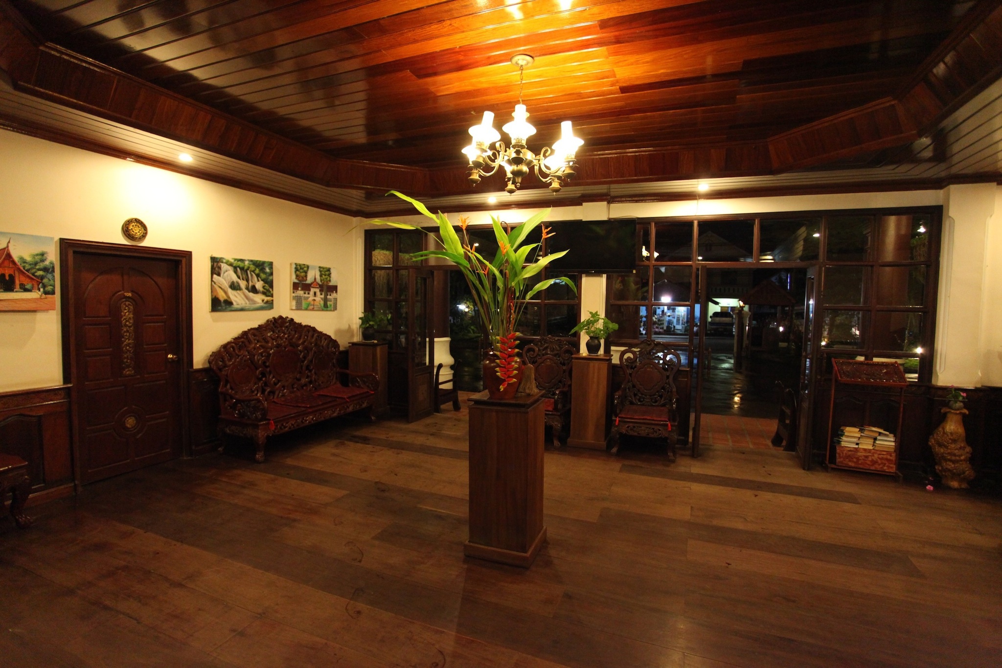 Vangsavath Hotel