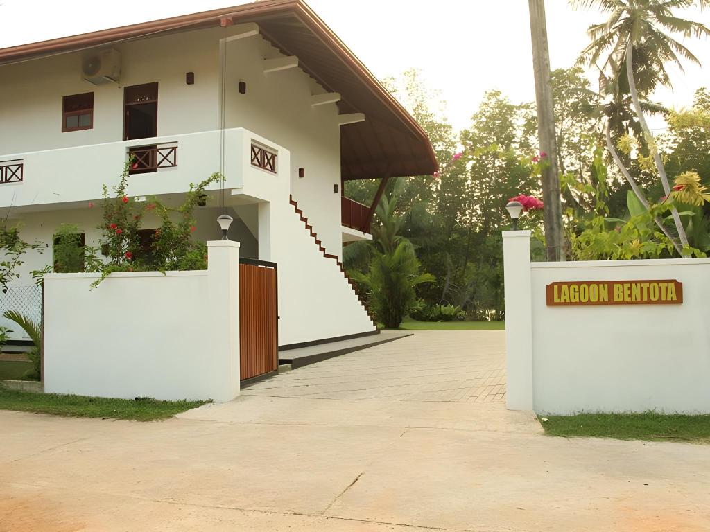 Lagoon Bentota