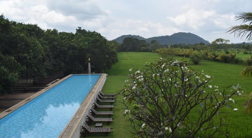 Sigiriana Resort by Thilanka