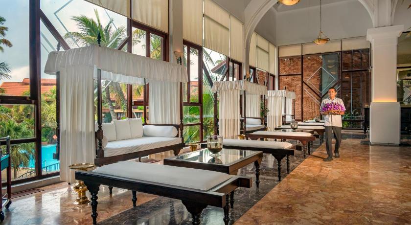 Royal Palms Beach Hotel