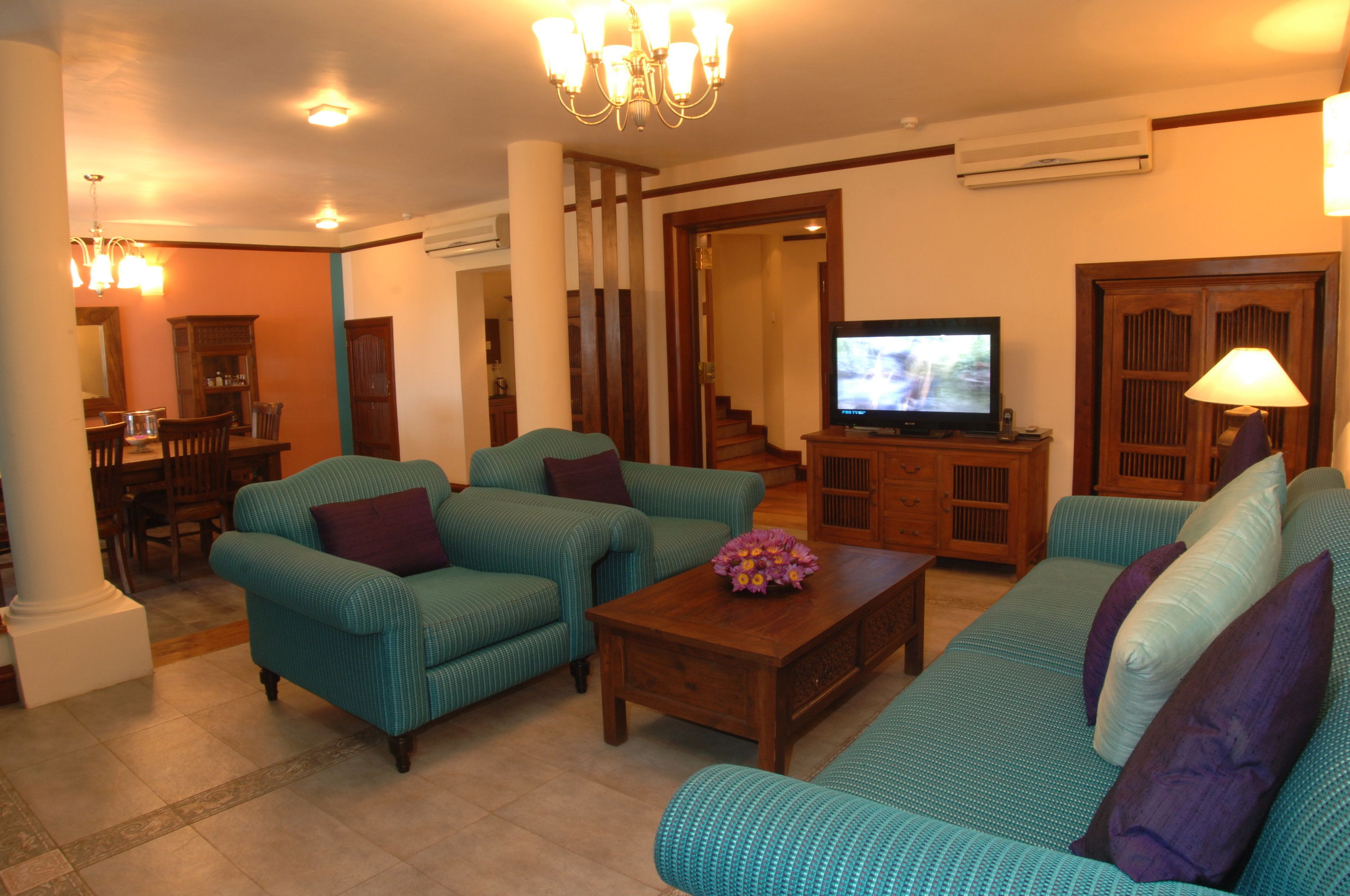 Royal Palms Beach Hotel