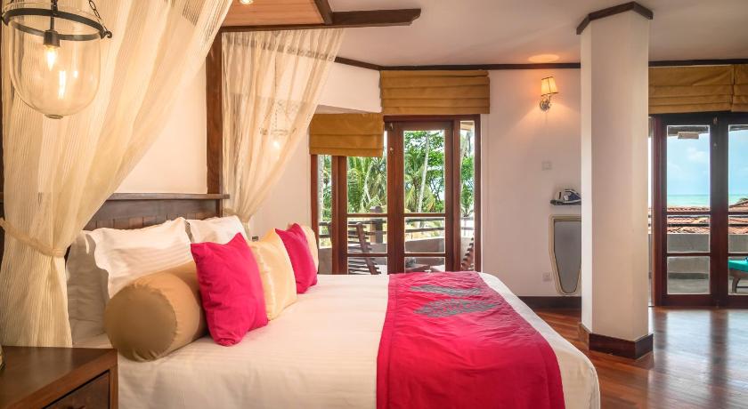 Royal Palms Beach Hotel