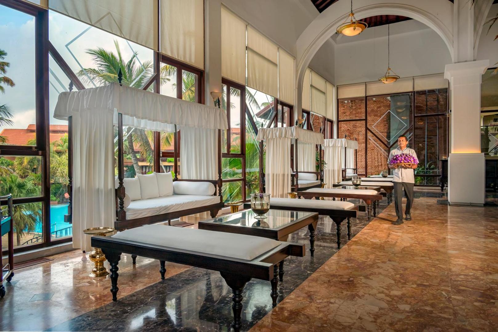 Royal Palms Beach Hotel