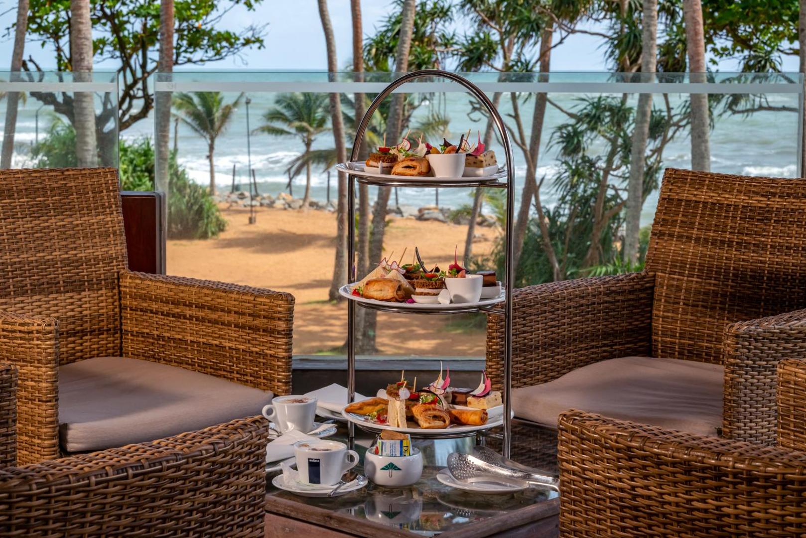 Royal Palms Beach Hotel