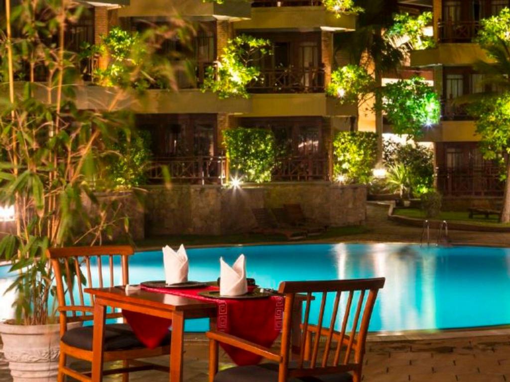 Royal Palms Beach Hotel