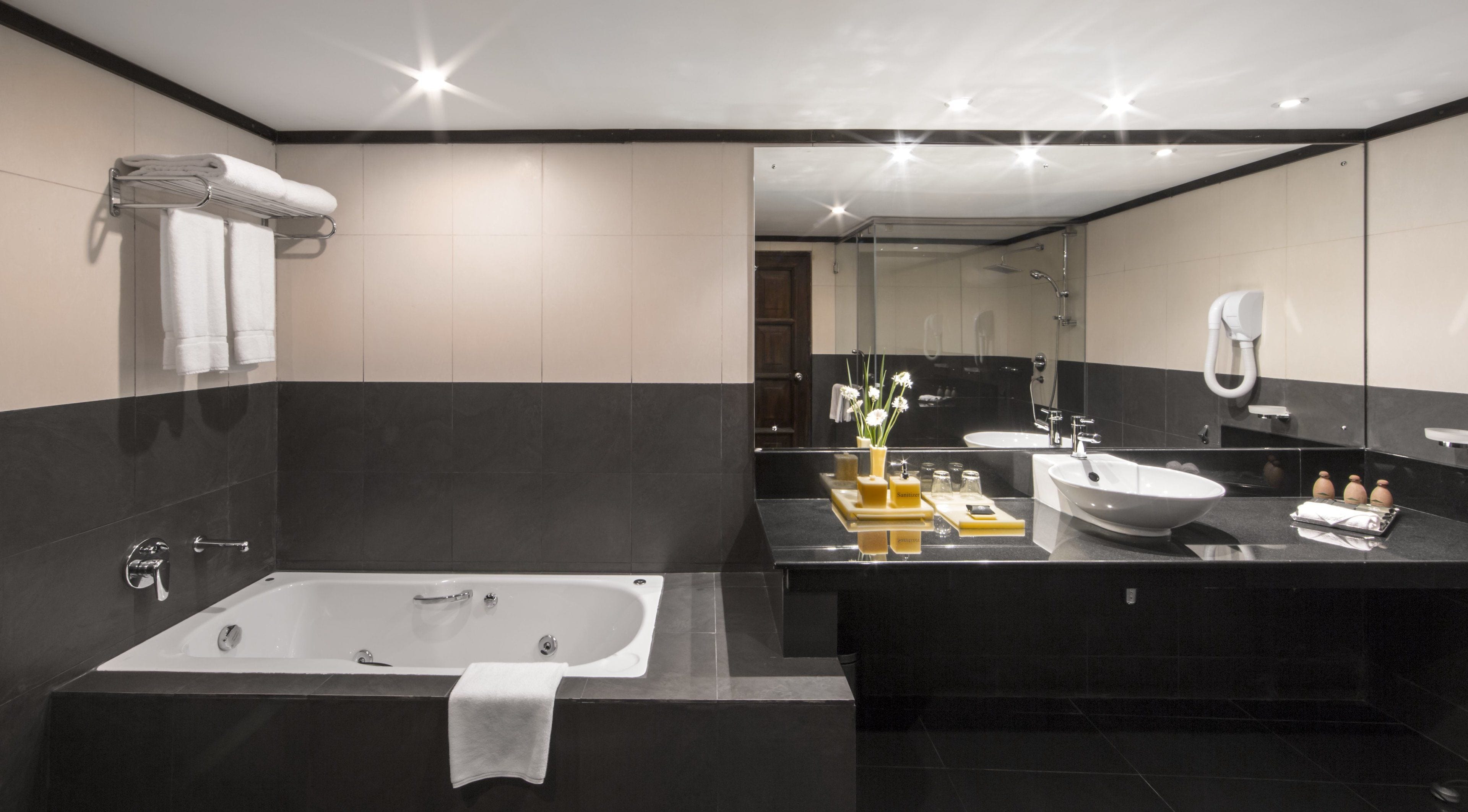 Royal Palms Beach Hotel