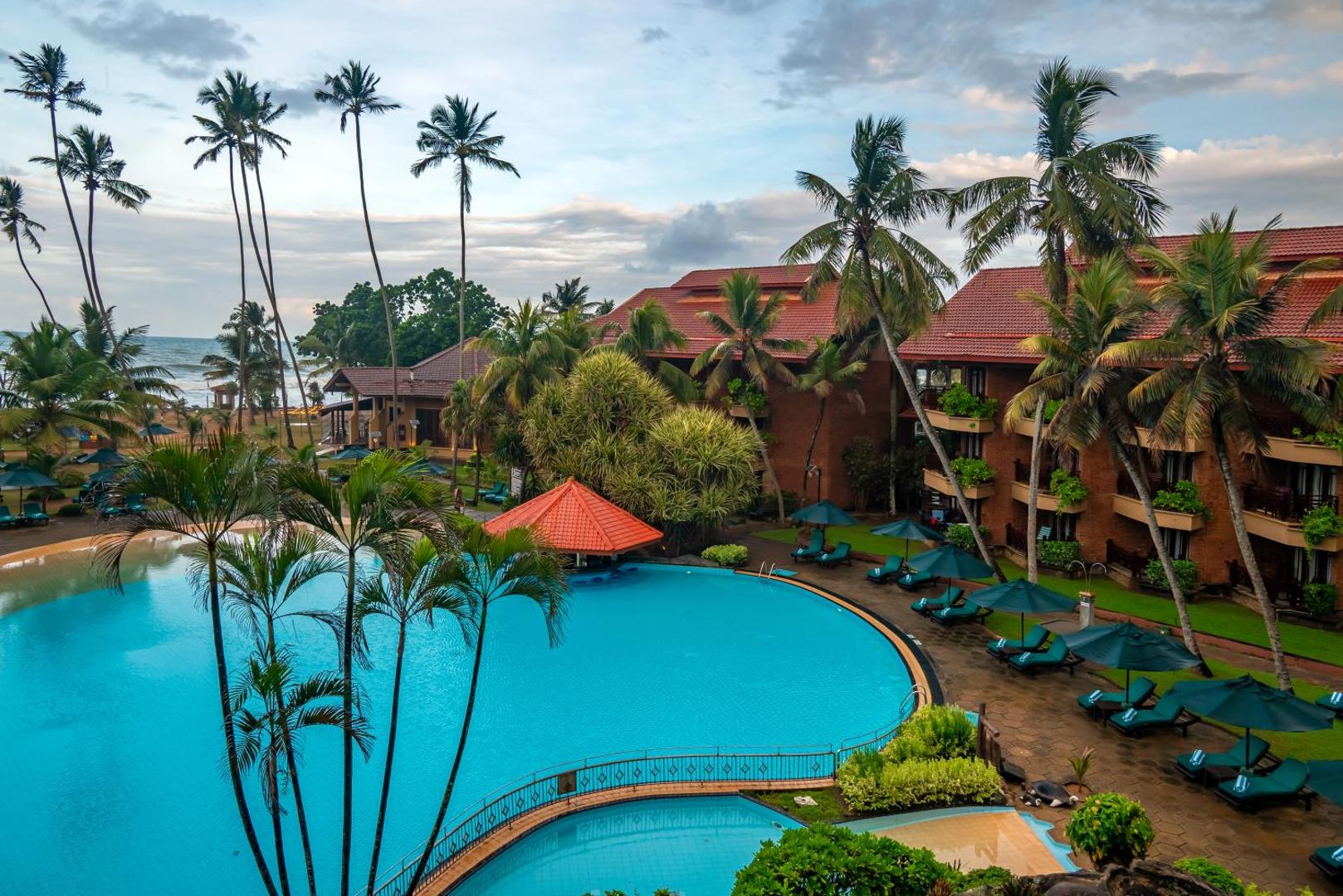 Royal Palms Beach Hotel