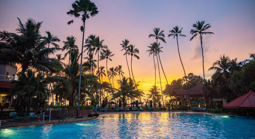 Royal Palms Beach Hotel