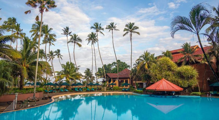 Royal Palms Beach Hotel