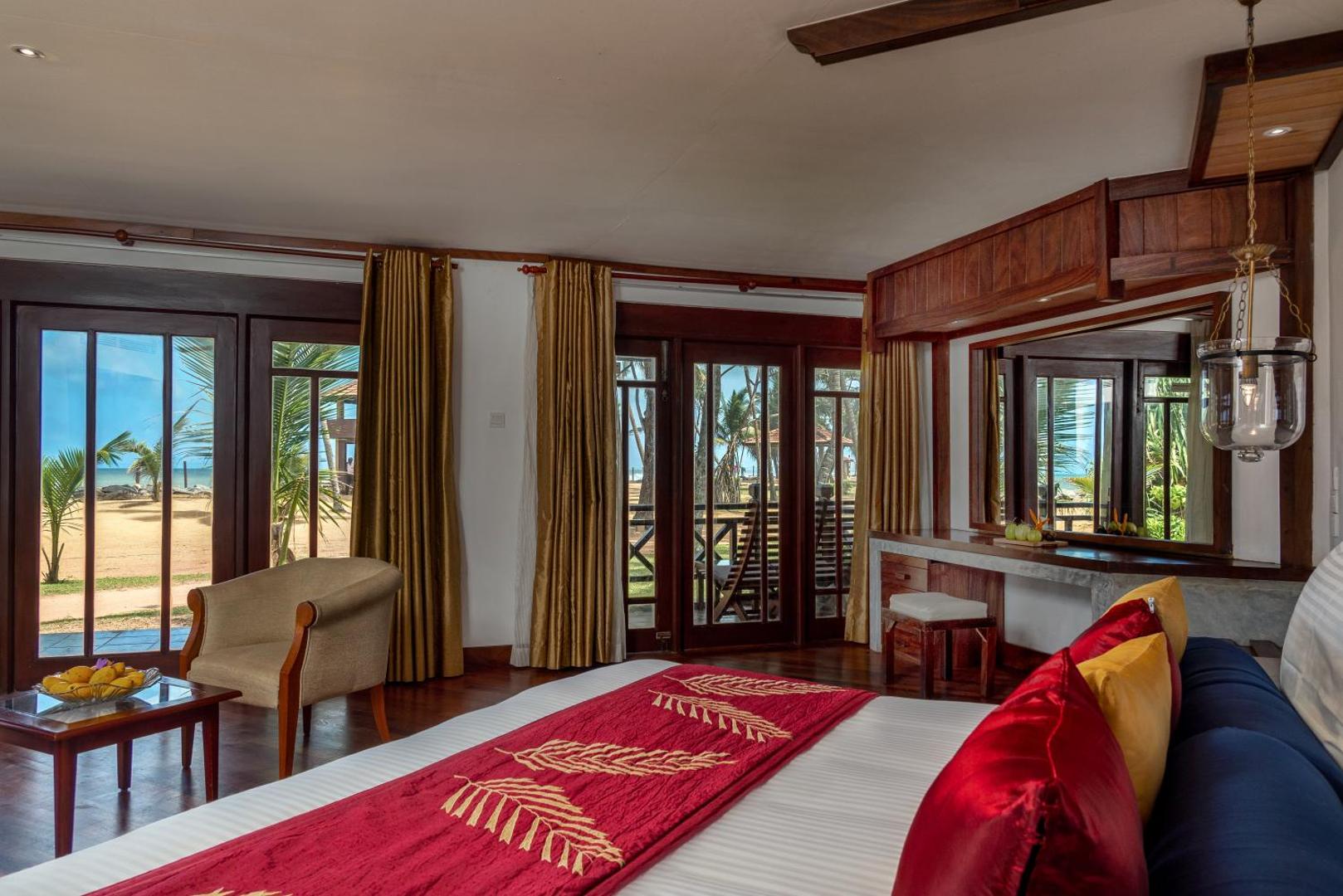 Royal Palms Beach Hotel