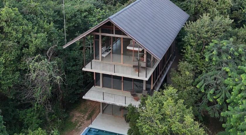 Wild Grass Nature Resort