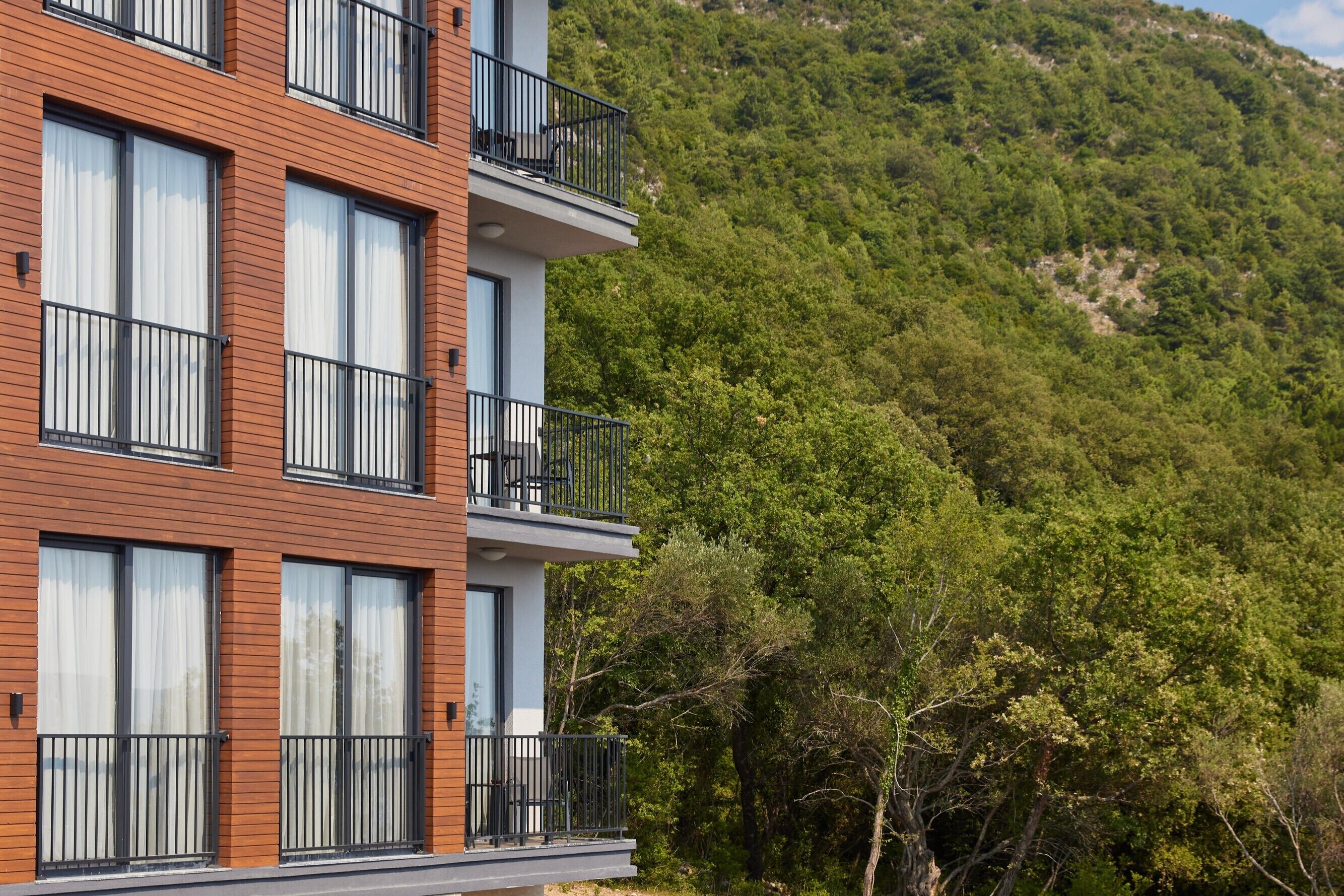 Bayview Hills Luxury Residences