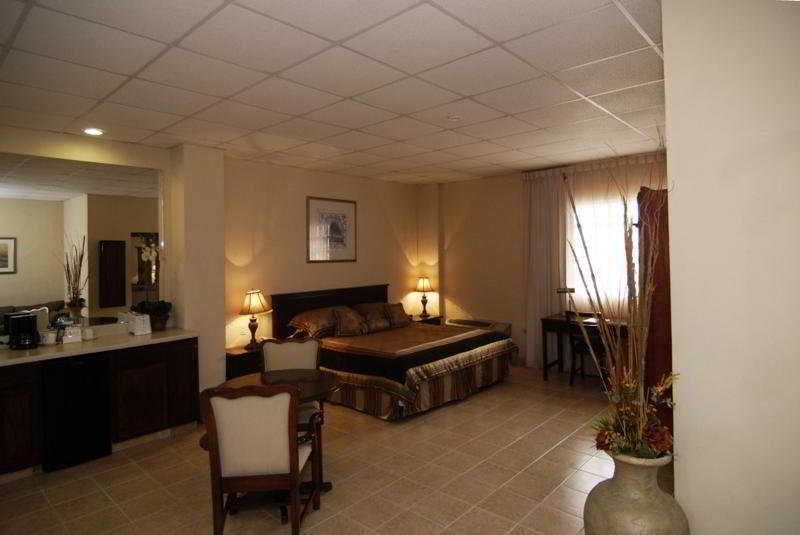 Best Western El Camino Inn & Suites