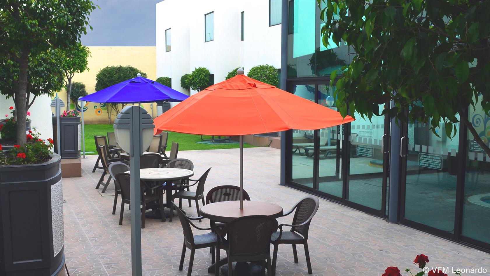 Excellence Express & Suites