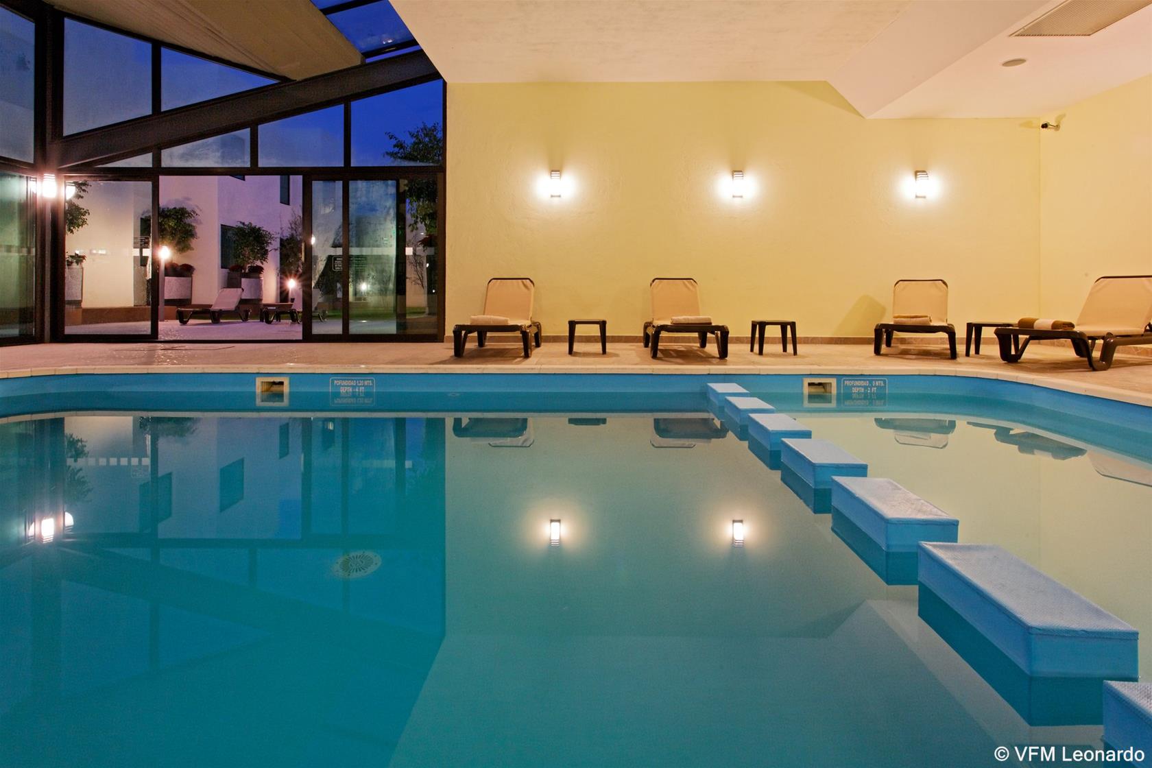 Excellence Express & Suites