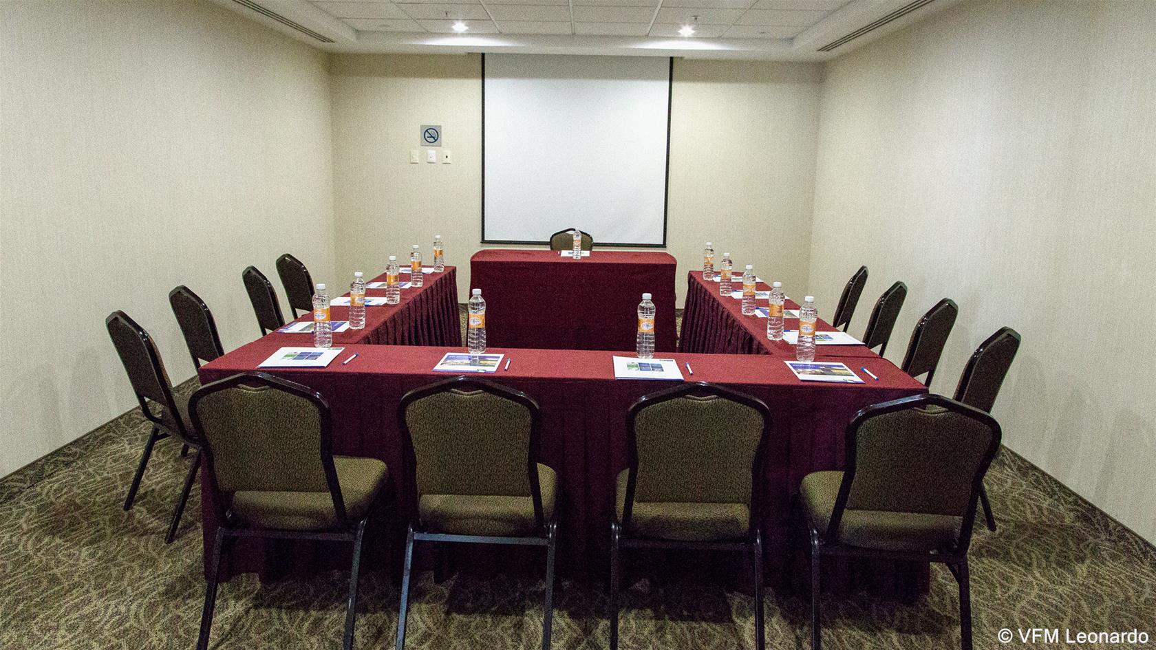 Excellence Express & Suites