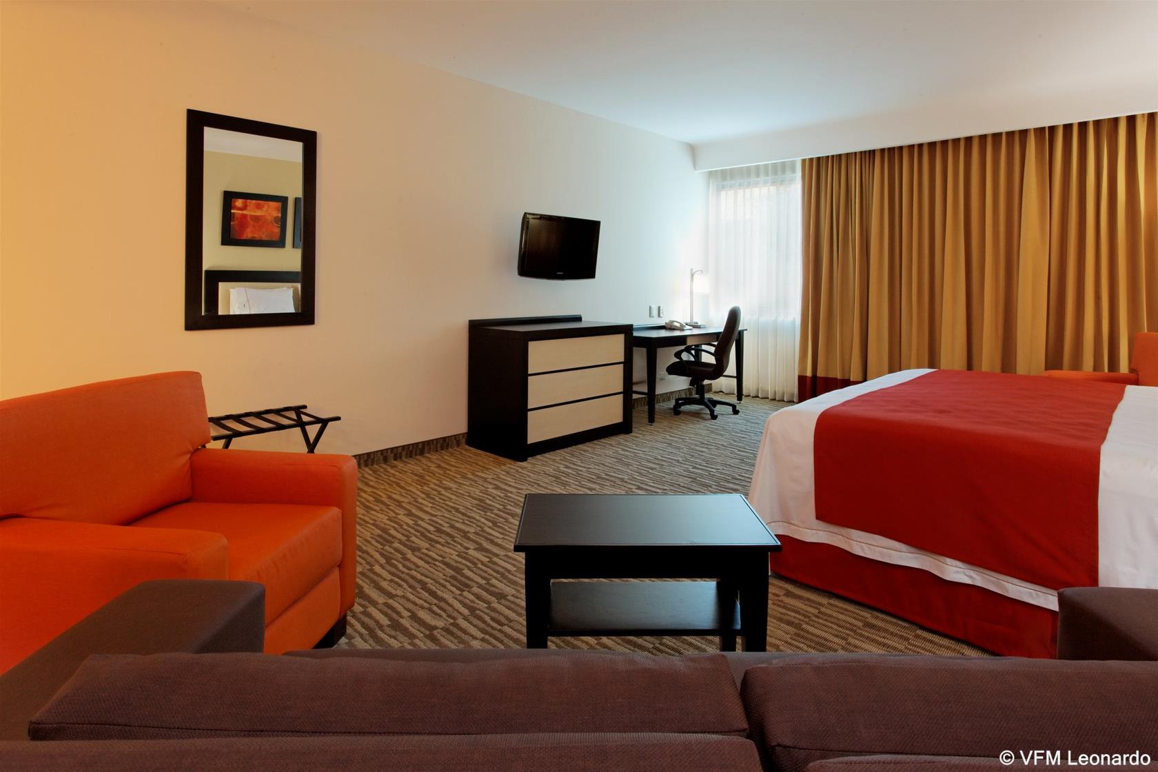 Excellence Express & Suites