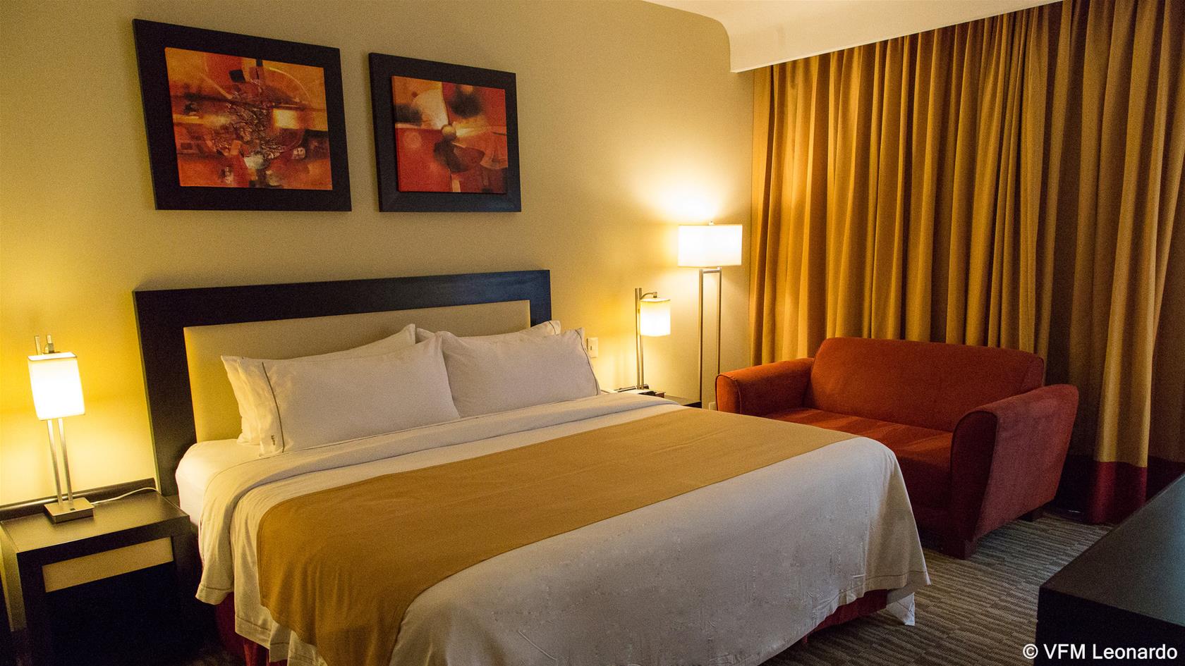 Excellence Express & Suites