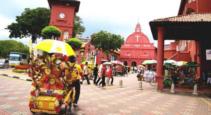 Hallmark Express Hotel