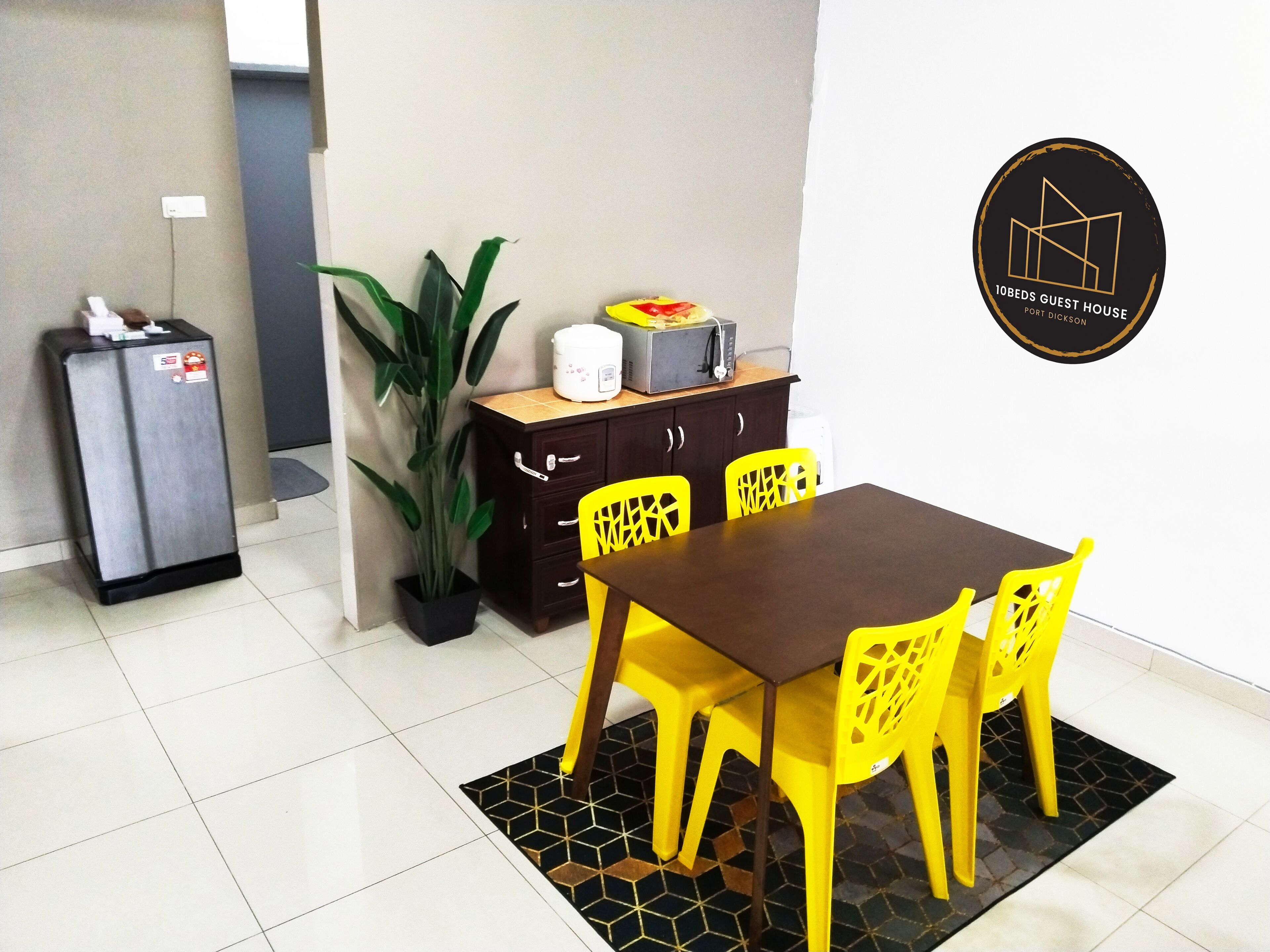 10Beds Guest House Port Dickson