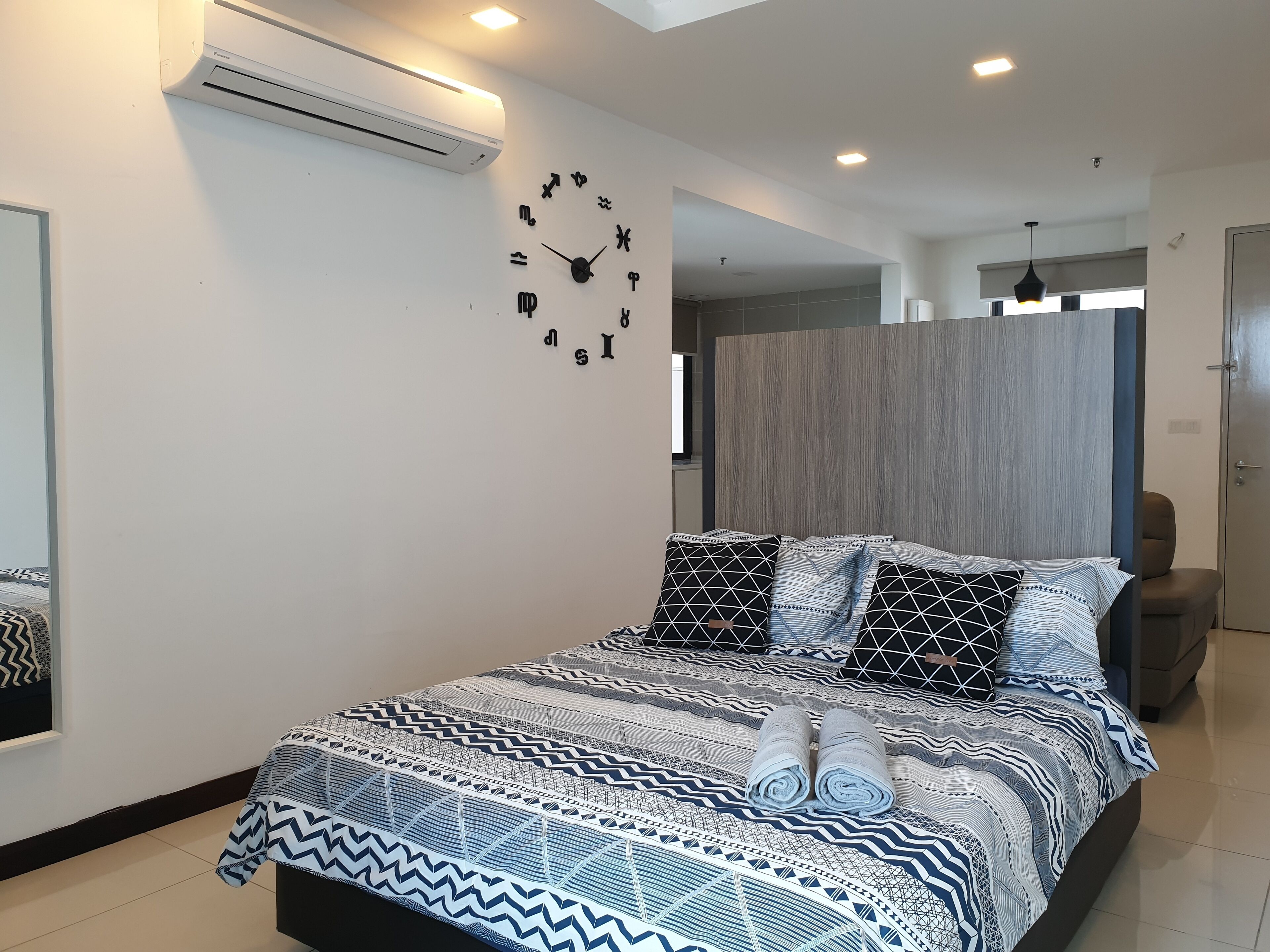 D'wharf Residence PD Waterfront Family Twin Suite by AirPlan