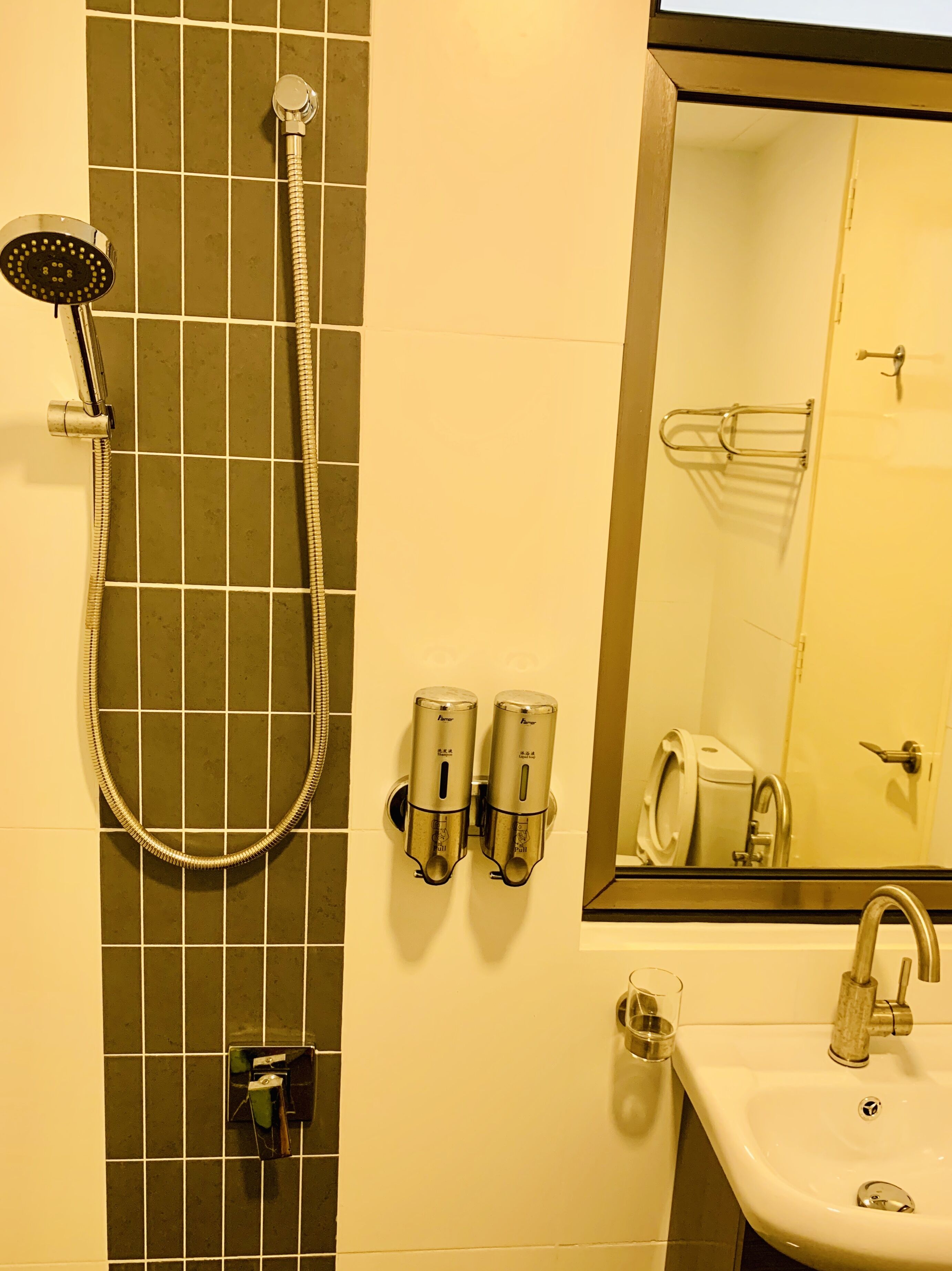 D'wharf Residence PD Waterfront Family Twin Suite by AirPlan