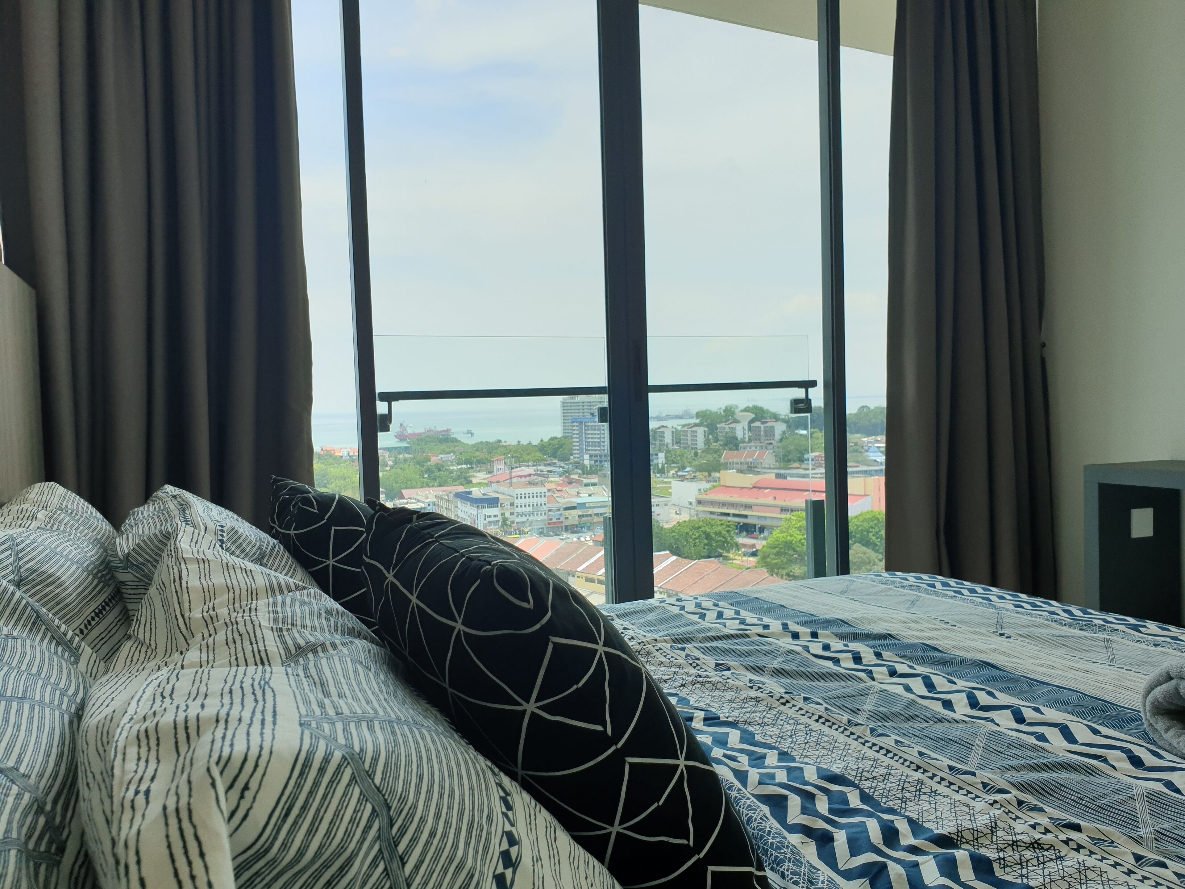 D'wharf Residence PD Waterfront Family Twin Suite by AirPlan