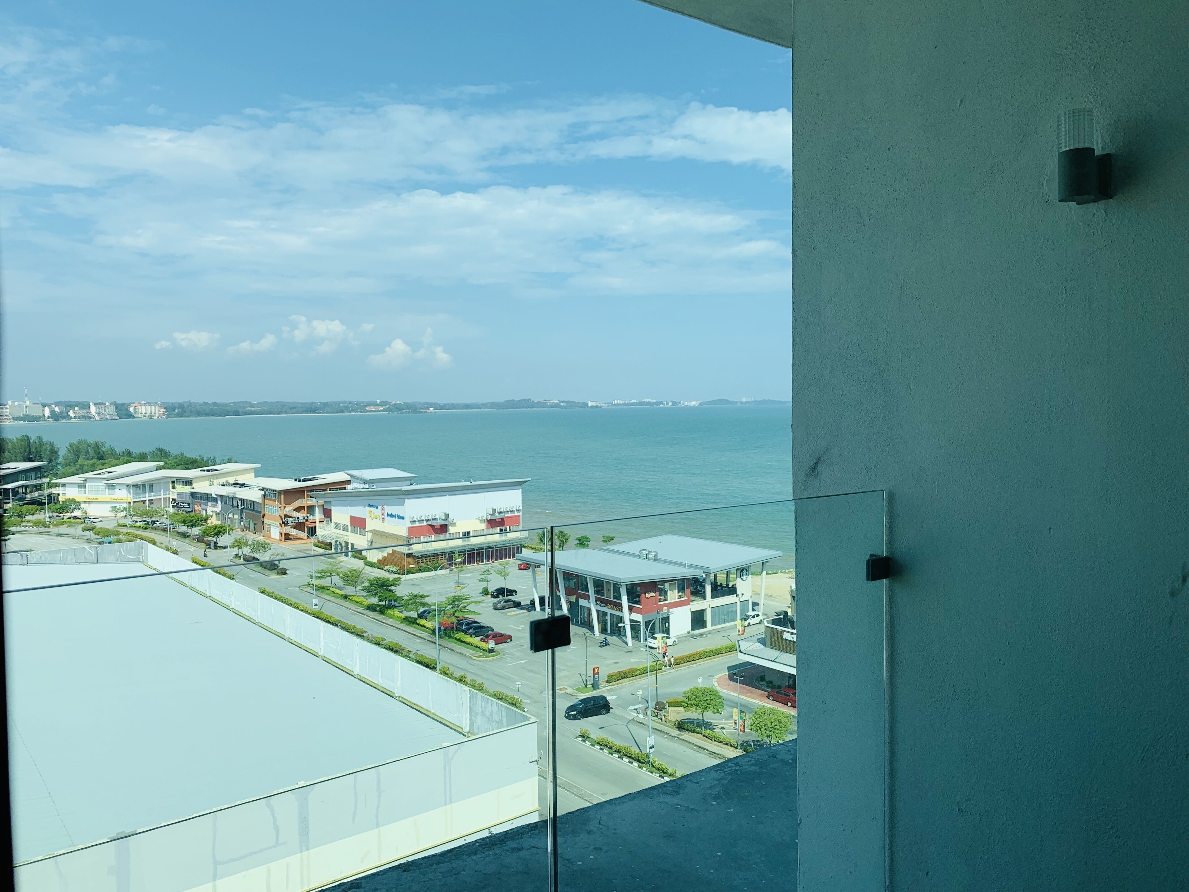 D'wharf Residence PD Waterfront Family Twin Suite by AirPlan