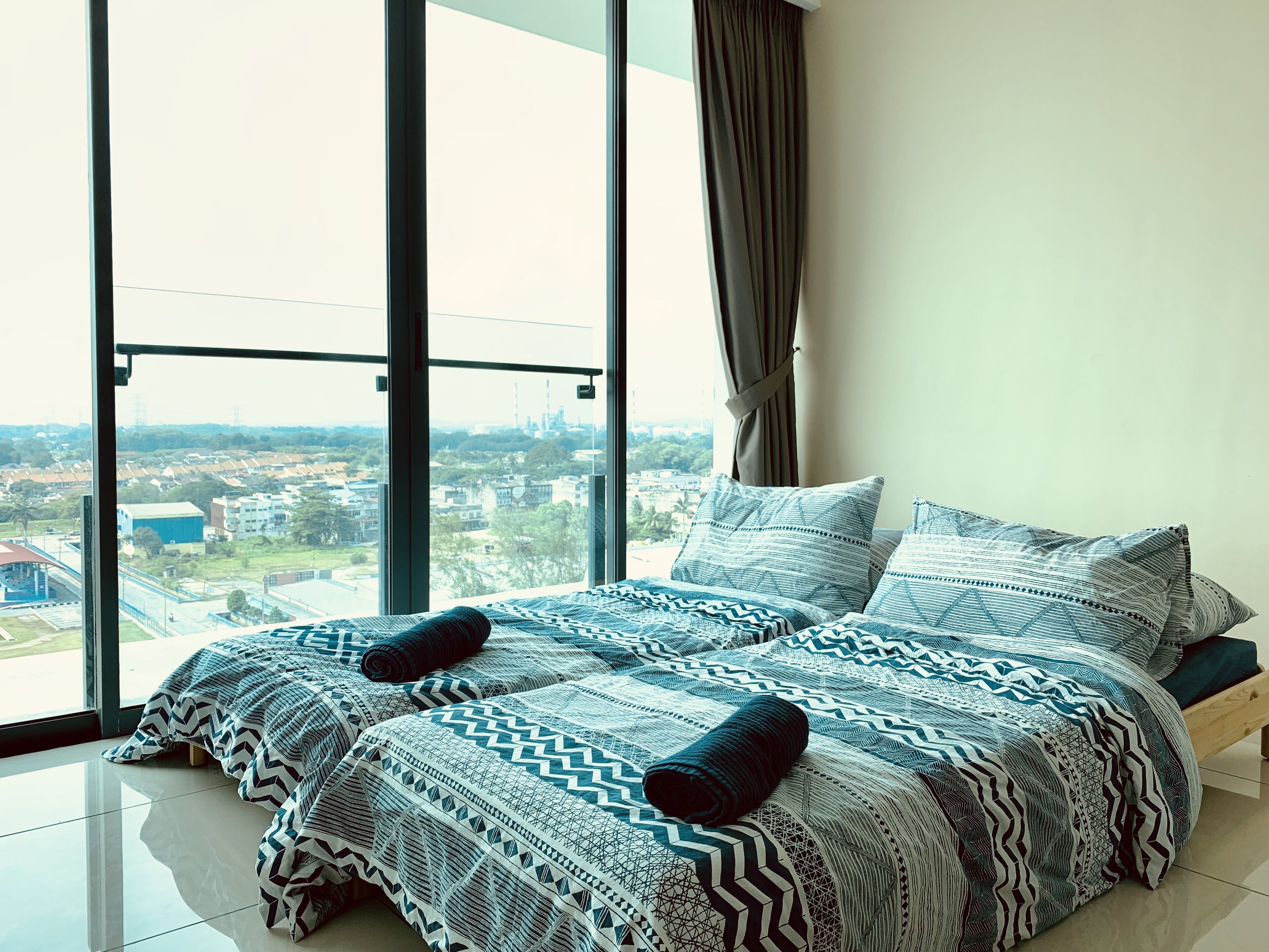 D'wharf Residence PD Waterfront Family Twin Suite by AirPlan