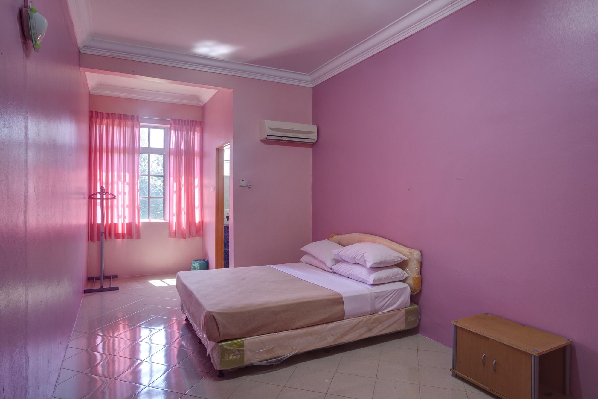 Pearl Villa Hotel & Resort