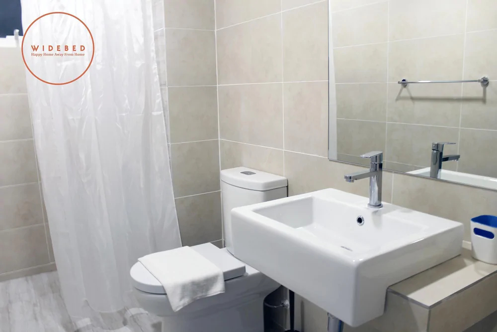 Windmill Upon Hills by Widebed