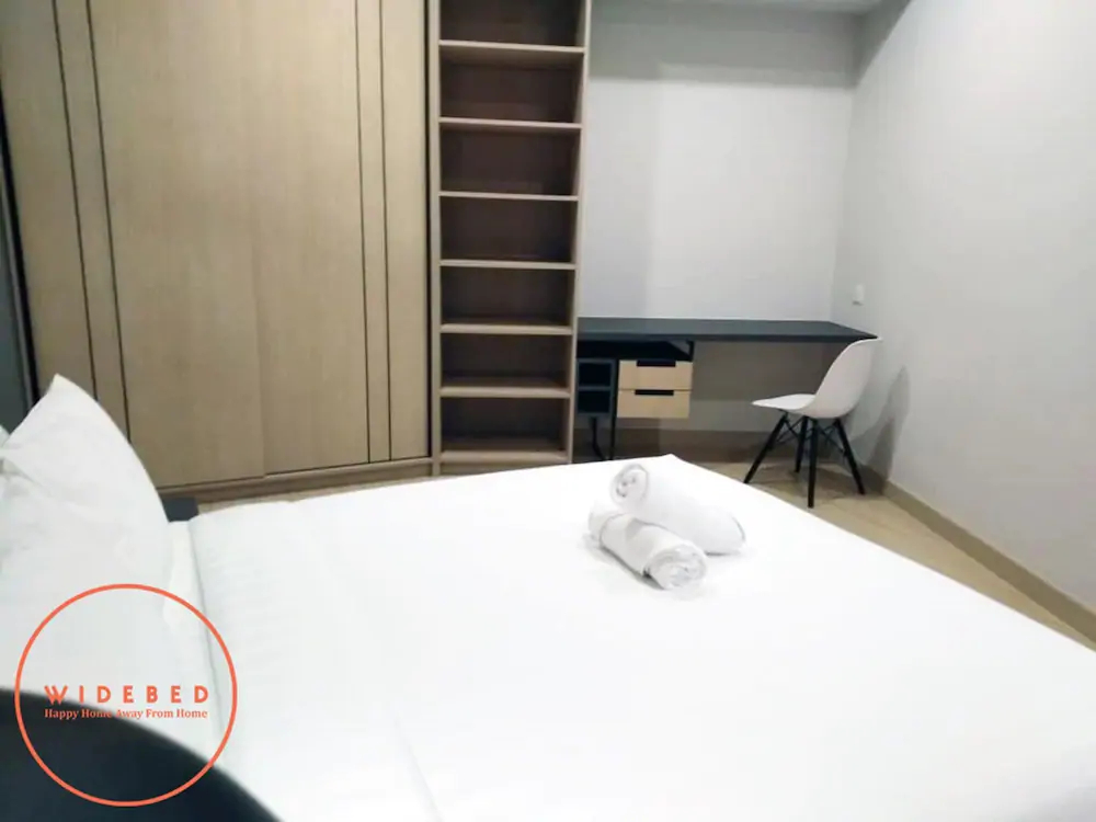 Windmill Upon Hills by Widebed