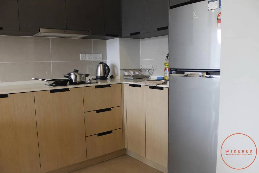 Windmill Upon Hills by Widebed