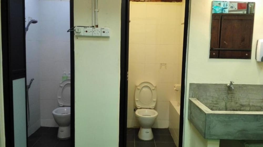 Silver Shine Guesthouse