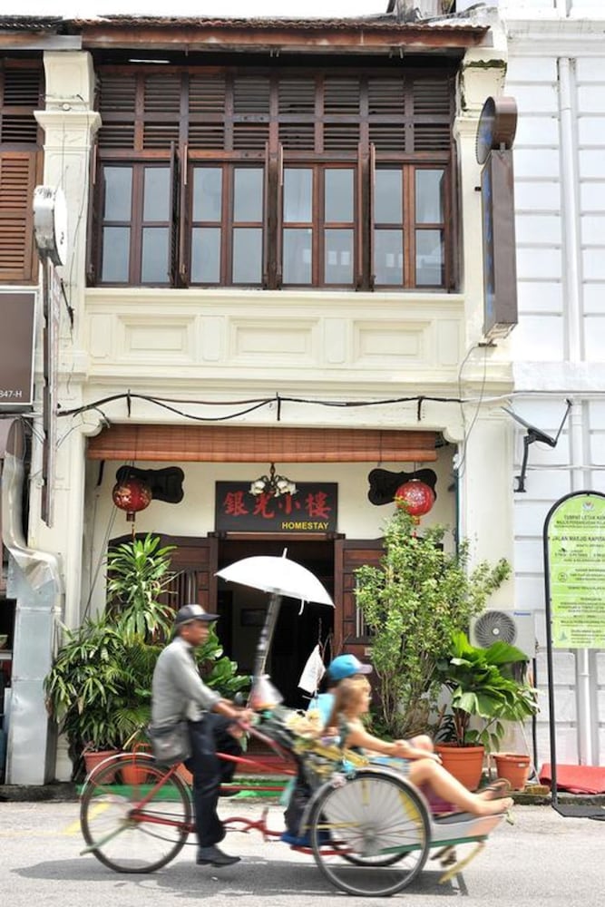Silver Shine Guesthouse