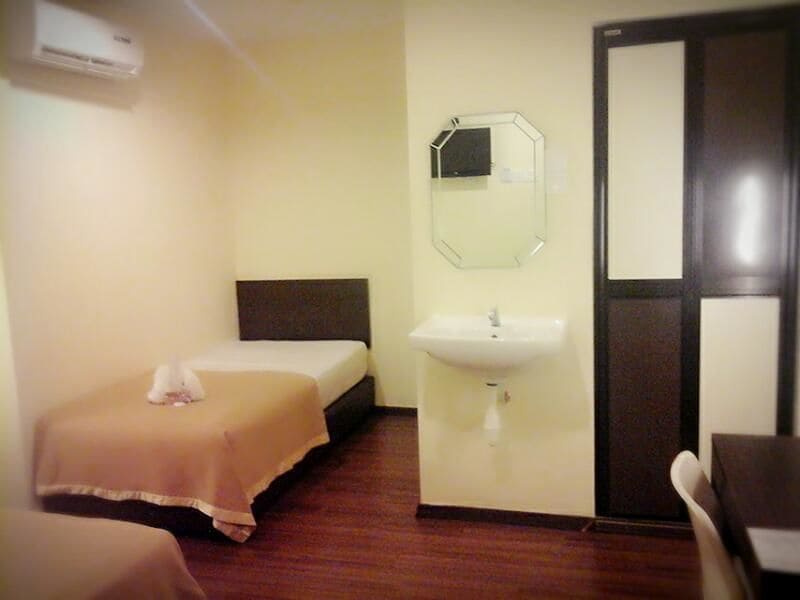 So Hotel