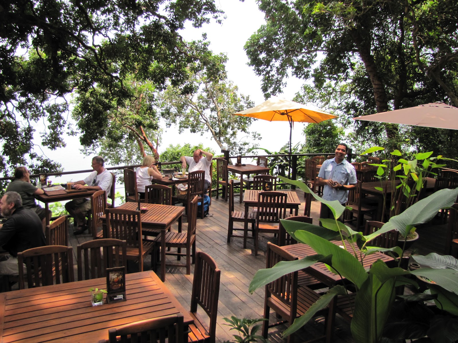 Hotel & Chalet Sportfishing PNK
