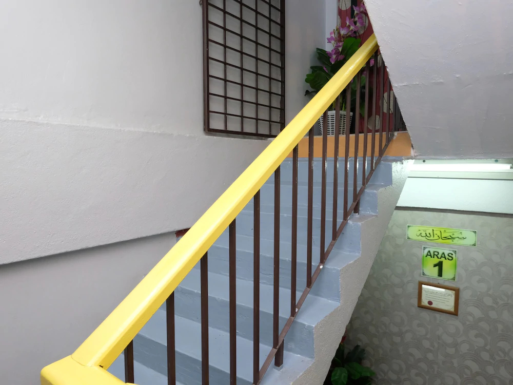 Aj Suite Hotel by OYO Rooms