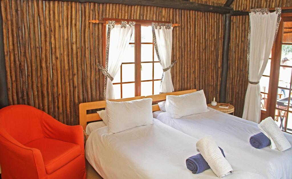 Intu Afrika Kalahari Camelthorn Lodge
