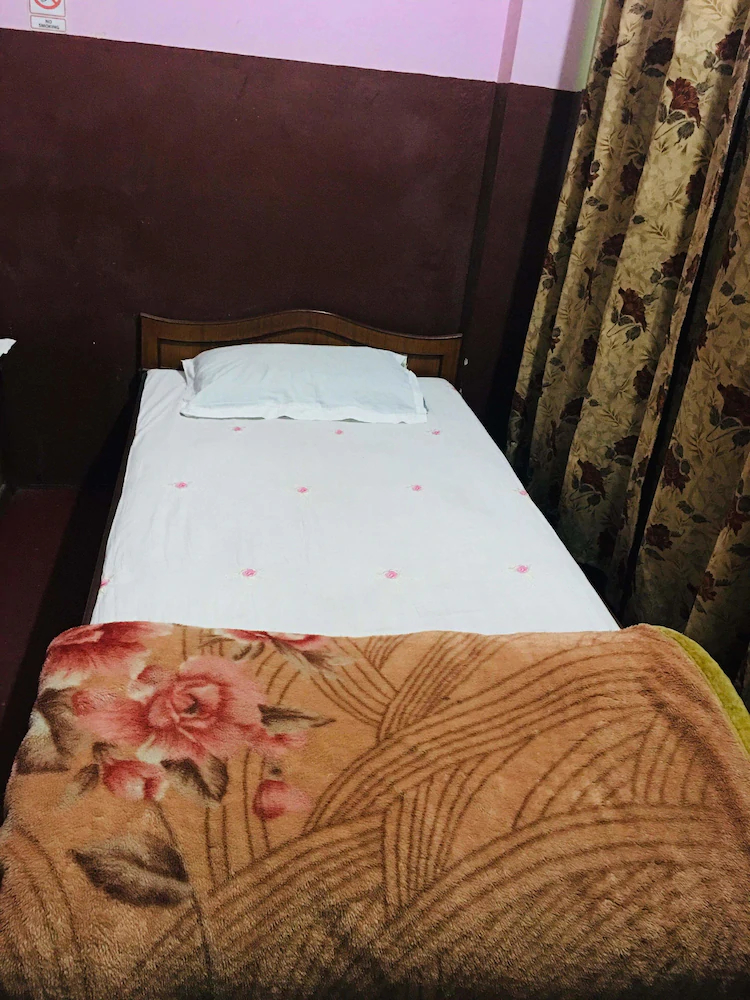 Manash Guest House