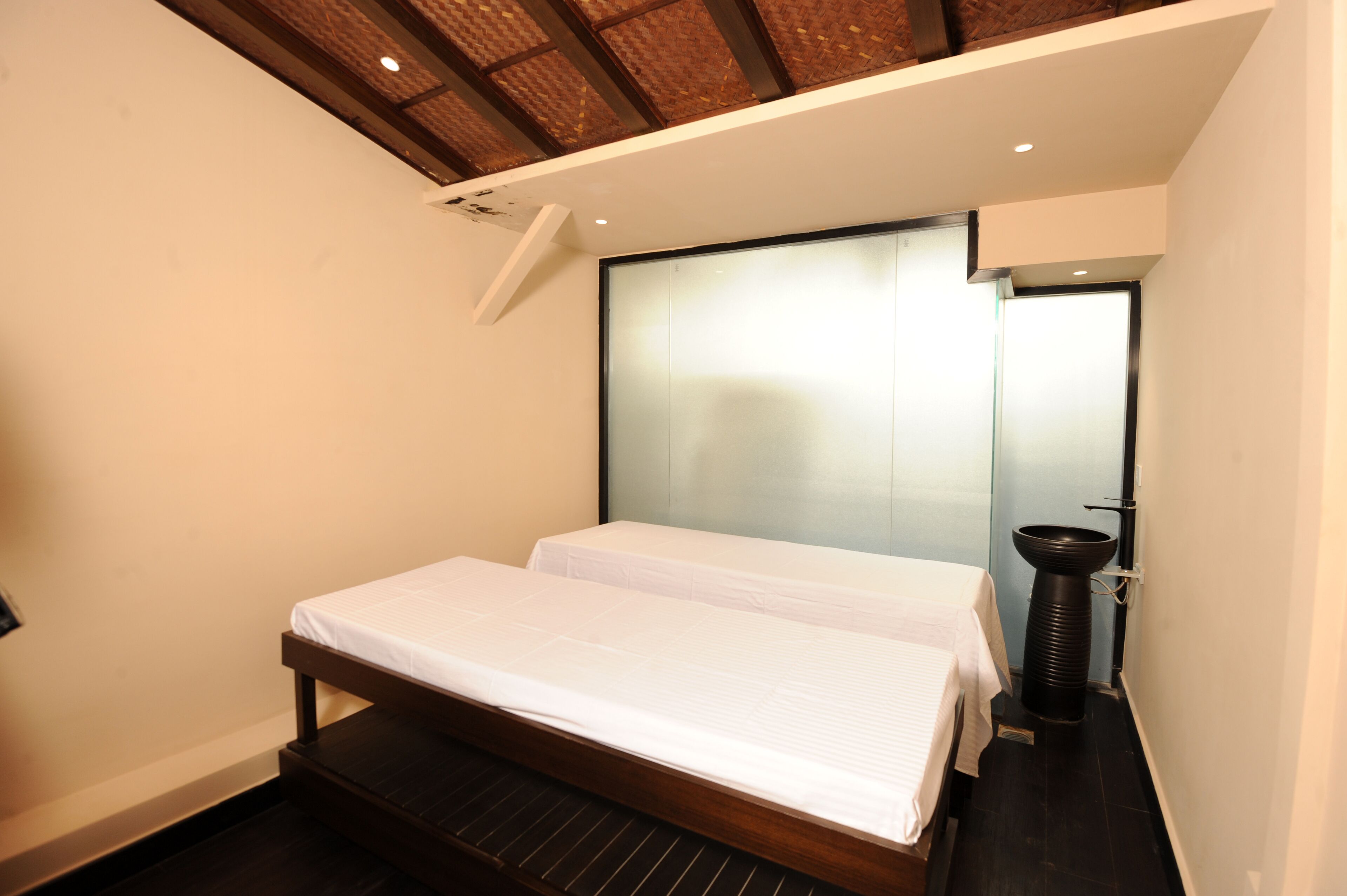 Hotel Kantipur Village