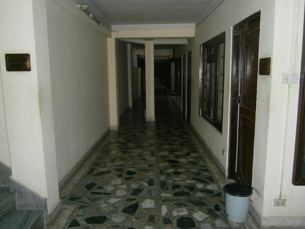 Hotel Red Planet