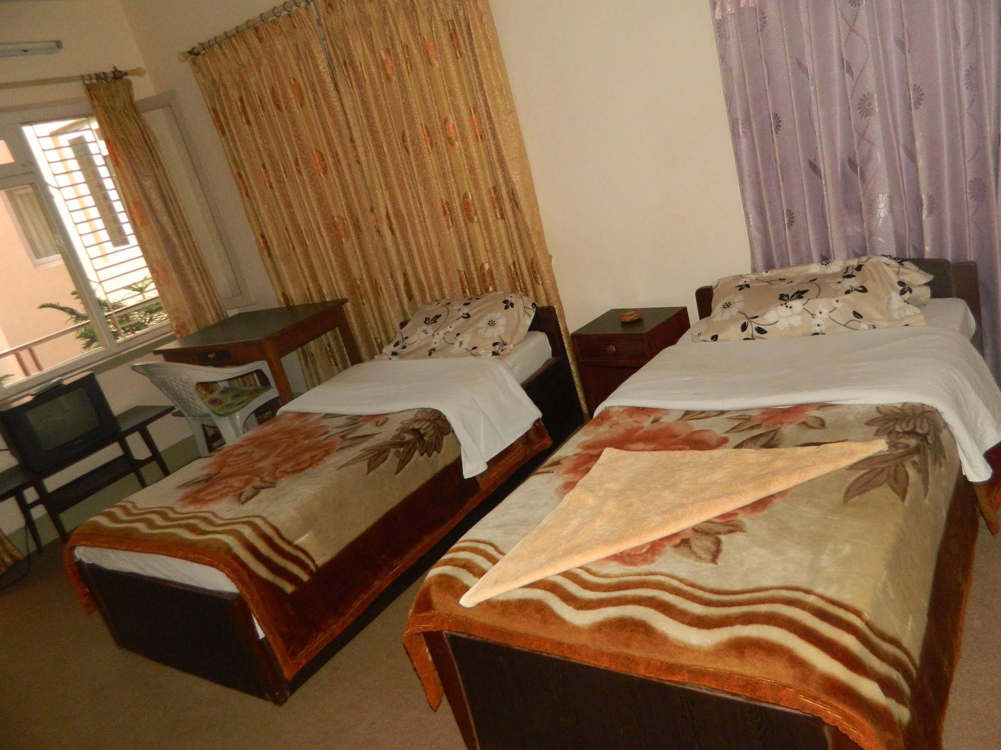 Om Tara Guest House