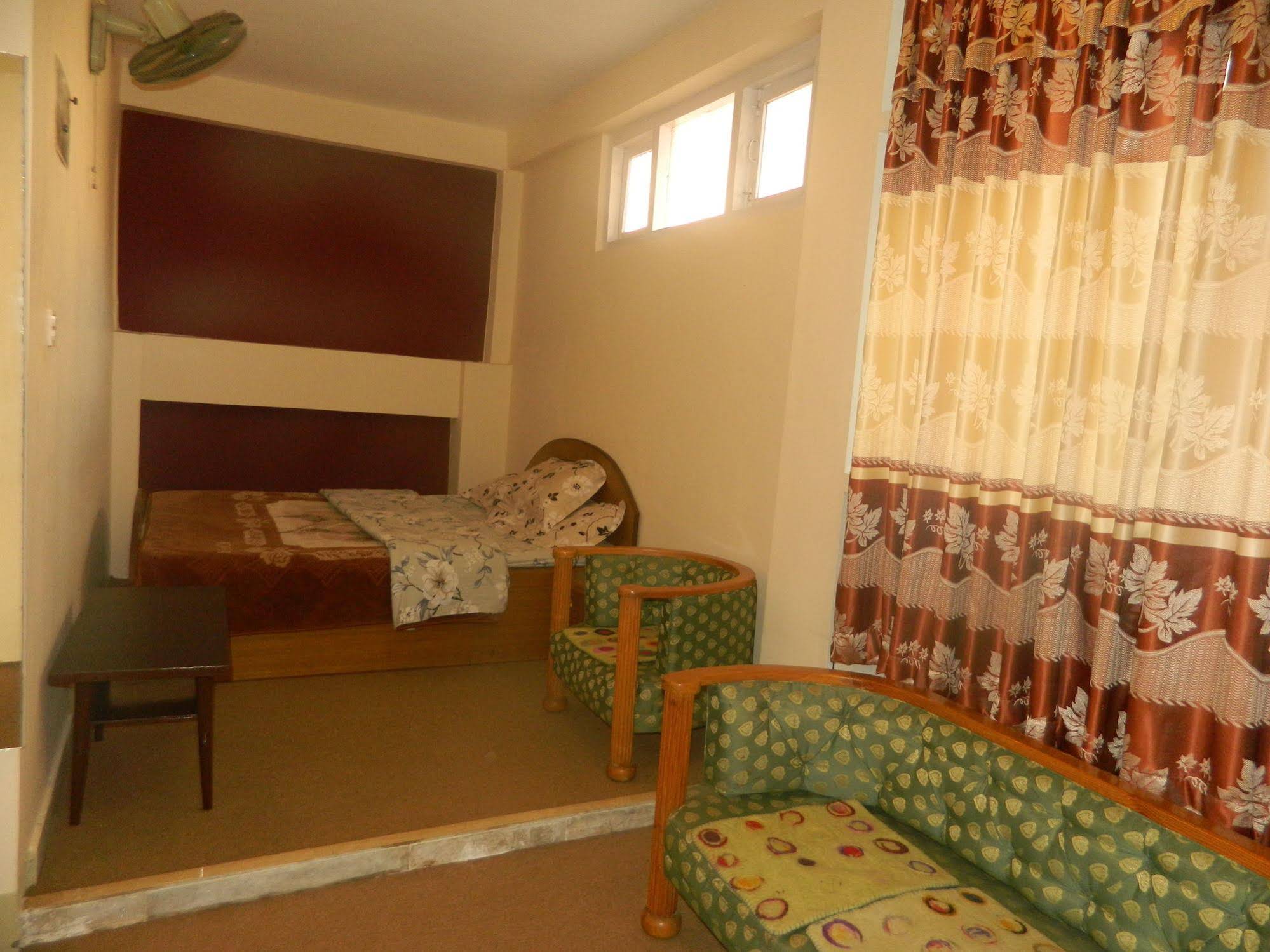 Om Tara Guest House